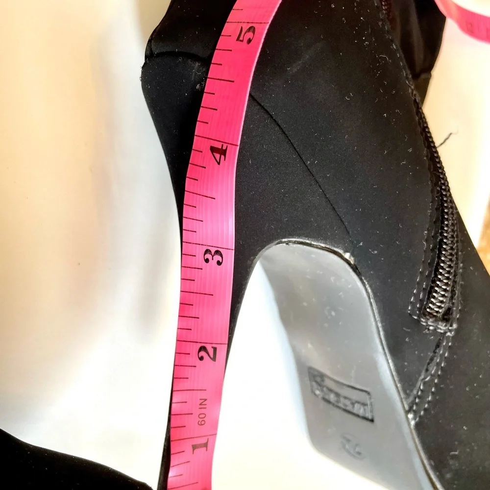 Madeline Girl Suede Thigh High Heeled Boots Black Size 7M - Picture 6 of 8